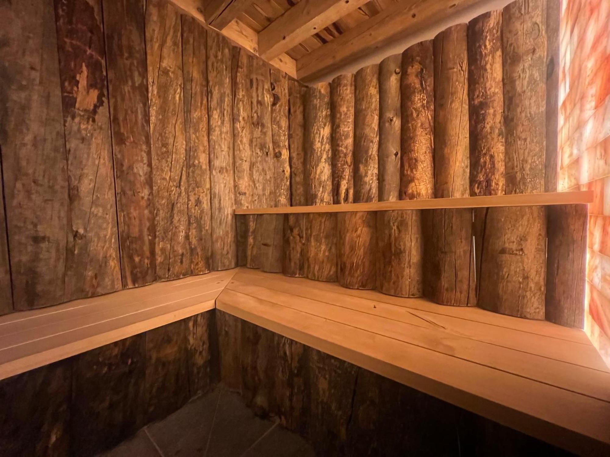 Rochesson Gite Roche Des Ducs Avec Piscine Toute L'Annee, Spa, Sauna, Hammam المظهر الخارجي الصورة