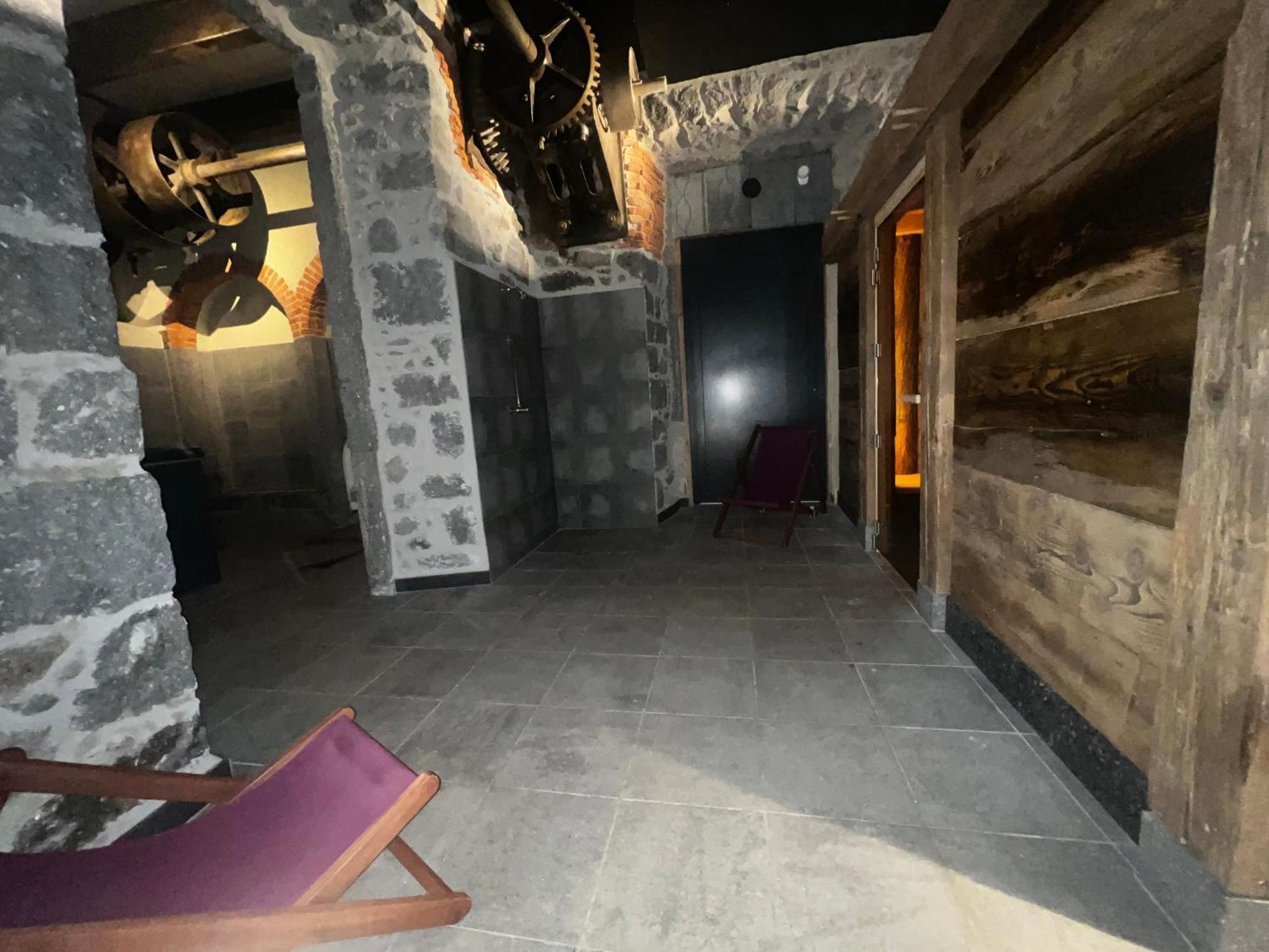 Rochesson Gite Roche Des Ducs Avec Piscine Toute L'Annee, Spa, Sauna, Hammam المظهر الخارجي الصورة