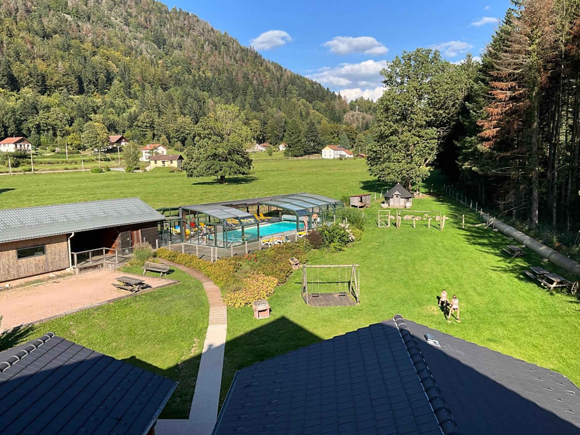 Rochesson Gite Roche Des Ducs Avec Piscine Toute L'Annee, Spa, Sauna, Hammam المظهر الخارجي الصورة